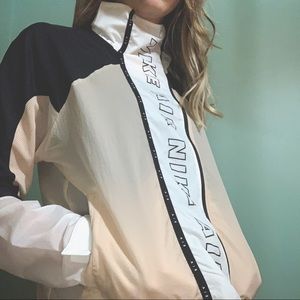 Nike air windbreaker